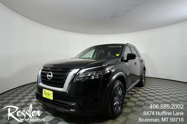 Used 2024 Nissan Pathfinder SV image 6