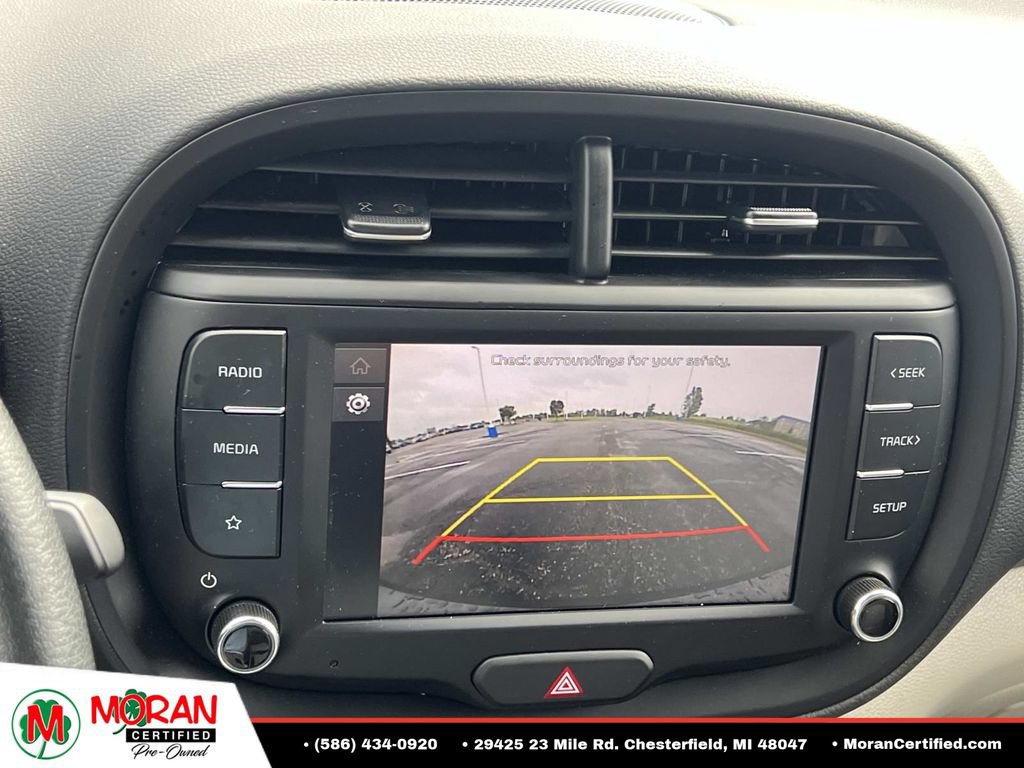 Used 2025 Kia Soul LX w/ LX Technology Package FWD image 20