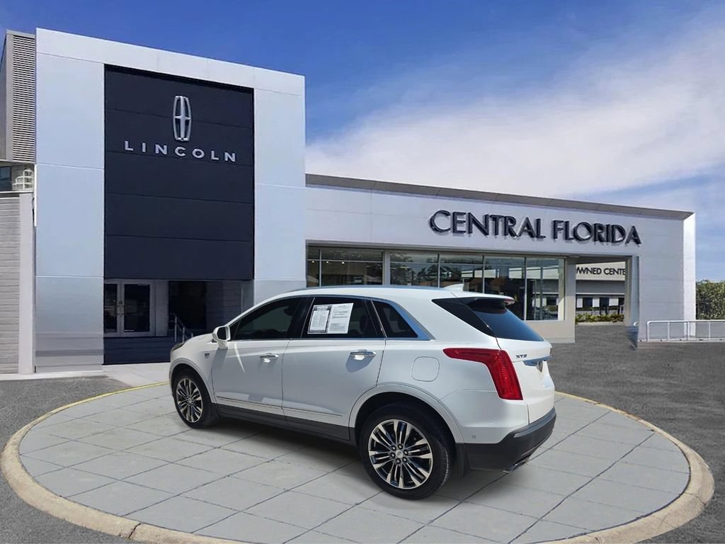 Used 2018 Cadillac XT5 Premium Luxury w/ Driver Assist Package FWD image 4