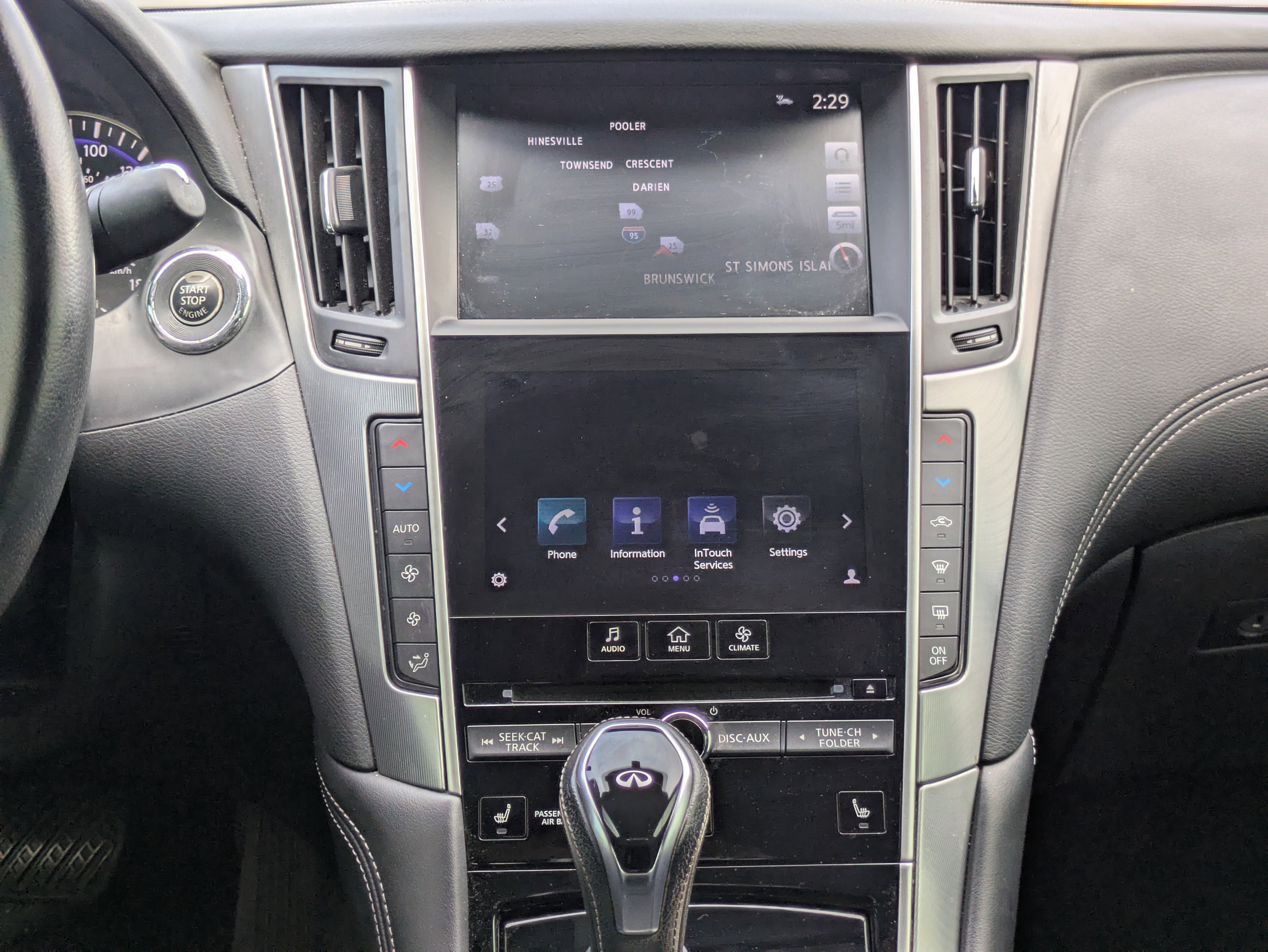 Used 2019 INFINITI Q60 3.0t Luxe w/ Essential Package image 5