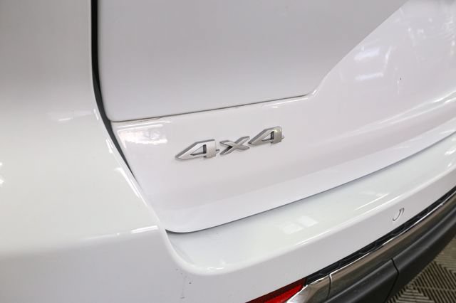 Used 2025 Jeep Grand Cherokee Limited AWD/4WD image 9