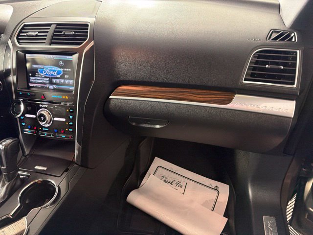 Used 2016 Ford Explorer Limited AWD/4WD image 29