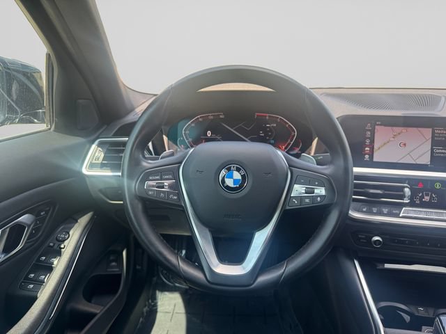 Used 2021 BMW 330i Sedan w/ Convenience Package RWD image 11