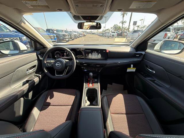 New 2025 Nissan Kicks SR image 14