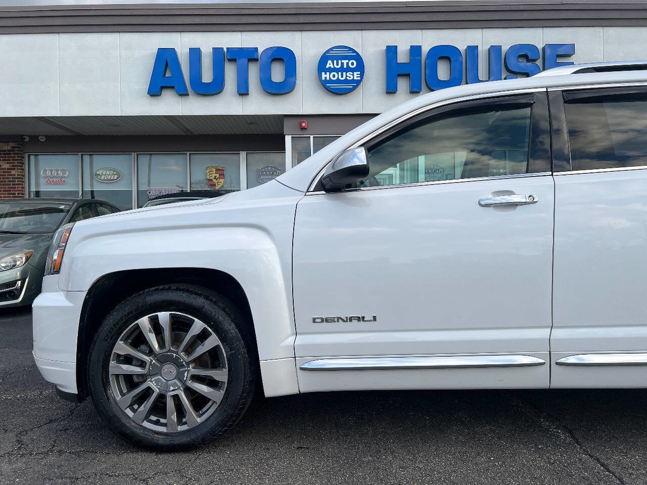 Used 2016 GMC Terrain Denali image 38