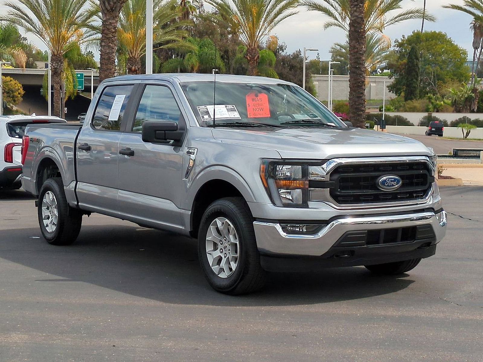 Used 2023 Ford F150 XLT image 3
