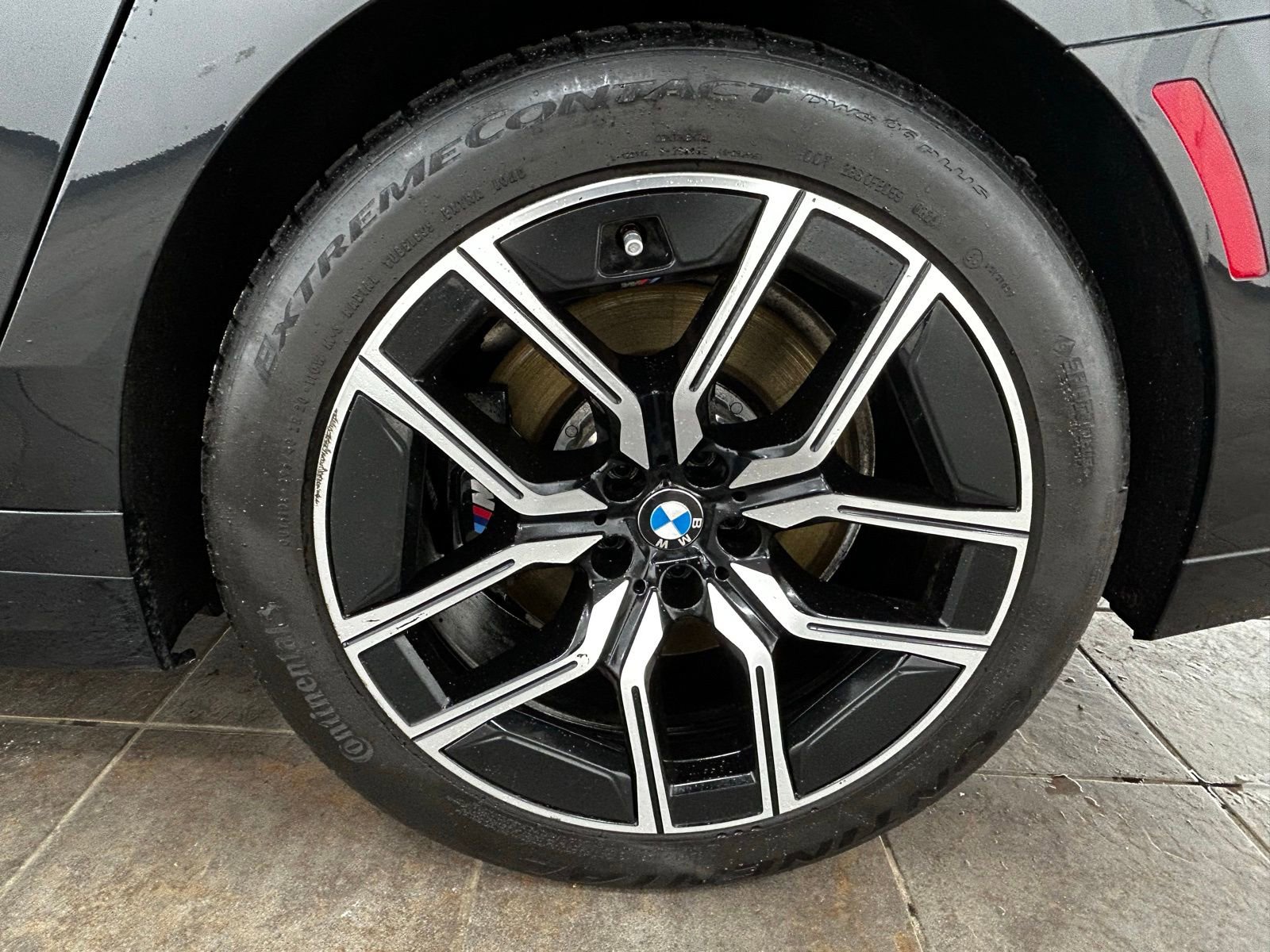 Used 2024 BMW 740i xDrive image 38