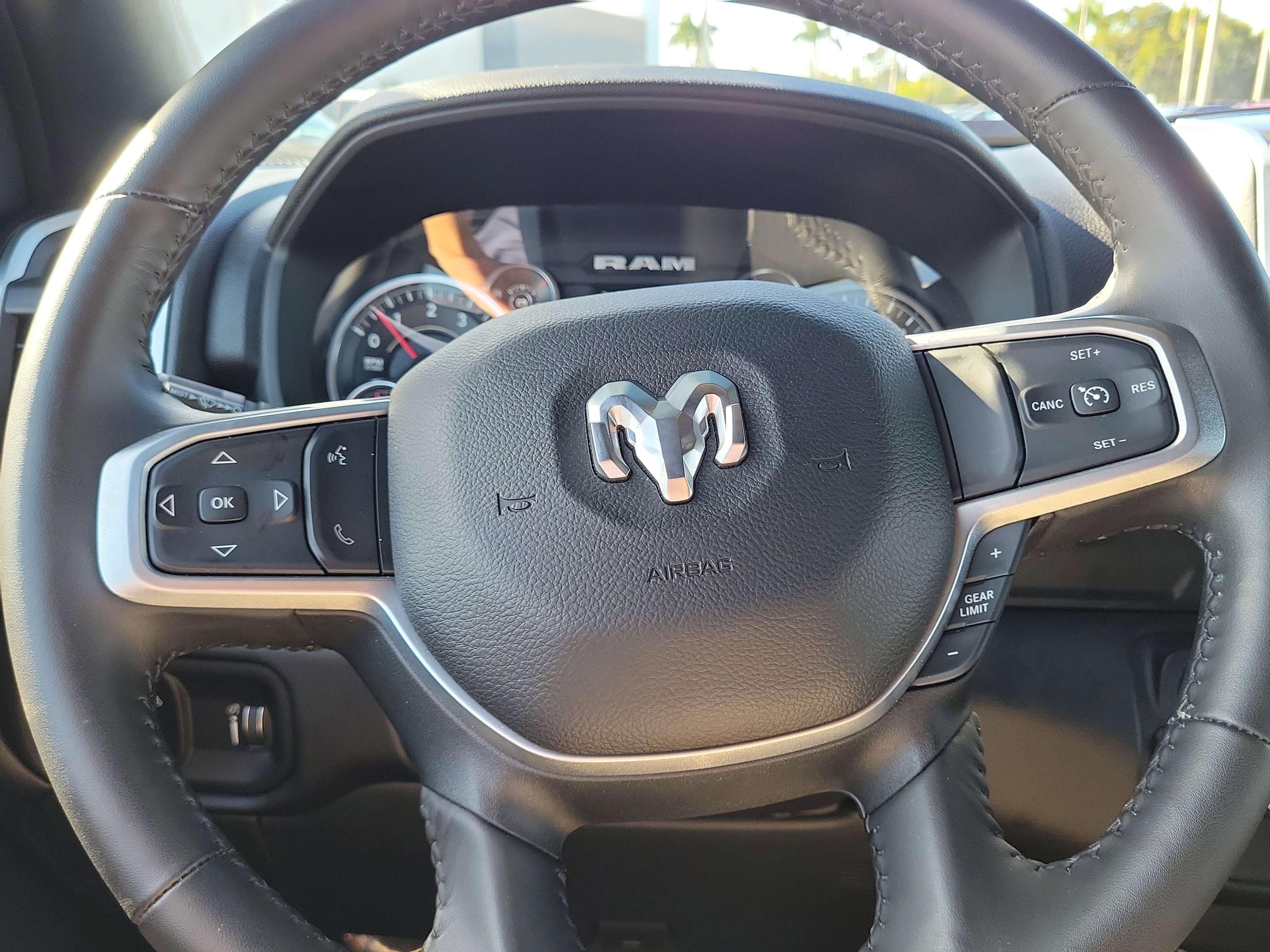 Used 2024 RAM 3500 Big Horn image 15