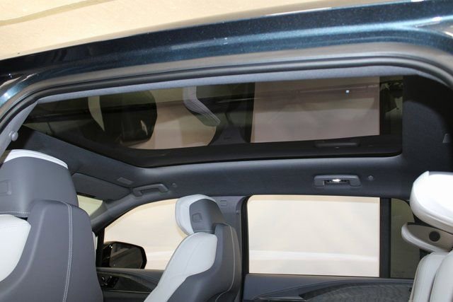 New 2025 Cadillac Escalade IQ Luxury 1 AWD/4WD image 10