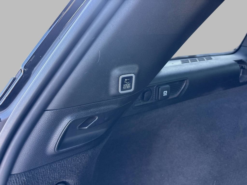 Certified 2023 Jeep Grand Cherokee Overland image 15