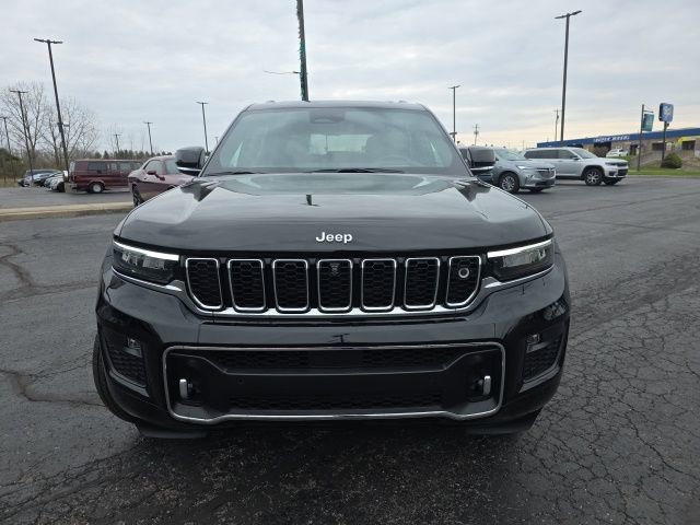 Used 2024 Jeep Grand Cherokee Overland w/ Adv Protech Group III image 10