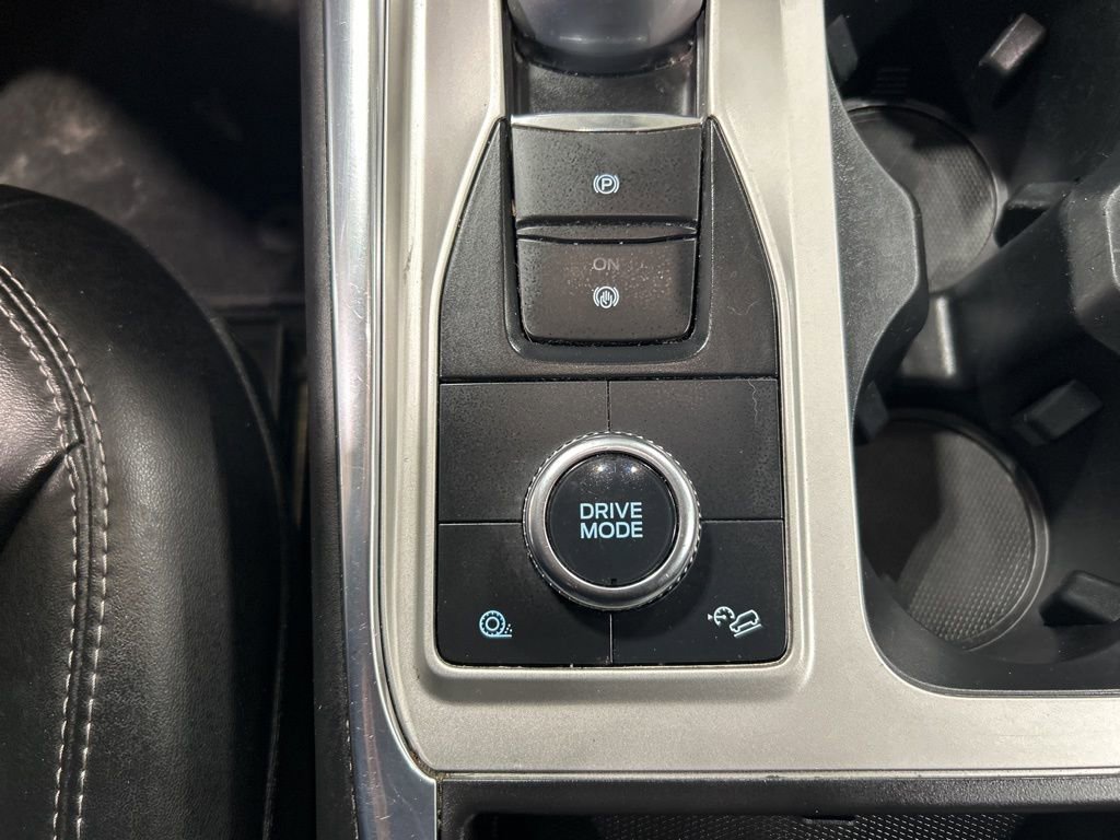 Certified 2023 Ford Explorer XLT w/ Equipment Group 202A image 24