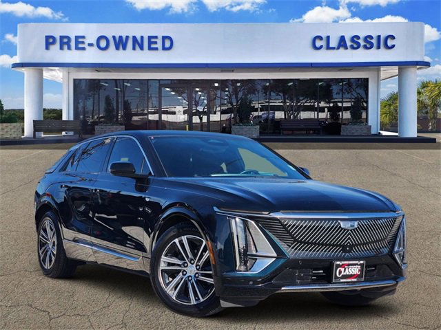 Used 2024 Cadillac Lyriq Luxury image 1