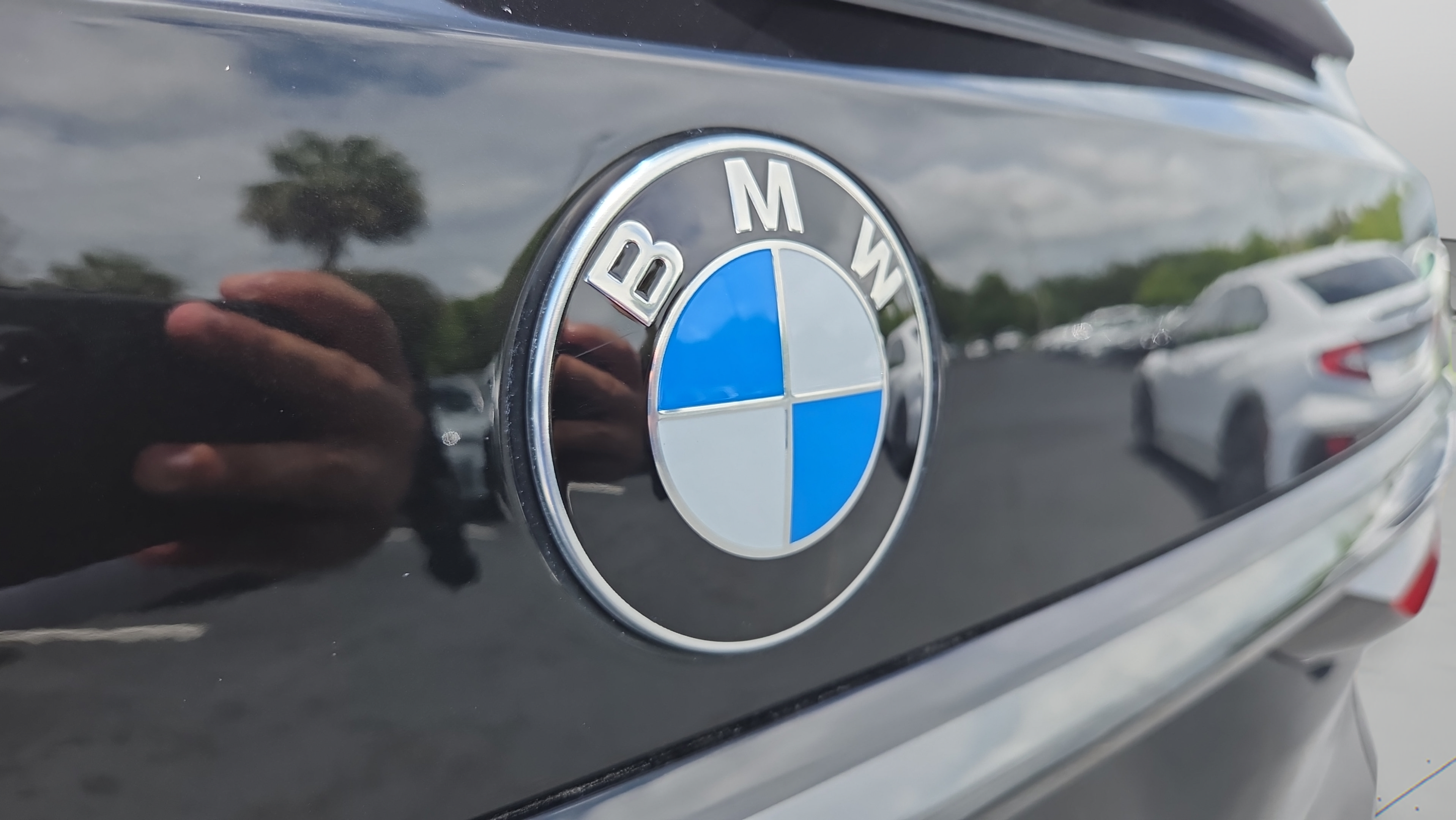 Certified 2024 BMW X7 xDrive40i w/ Executive Package AWD/4WD image 36