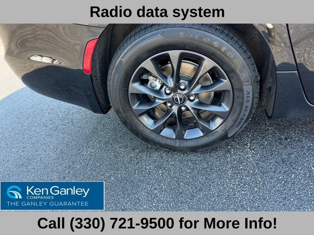 Used 2021 Chrysler Pacifica Touring-L w/ S Appearance Package FWD image 20