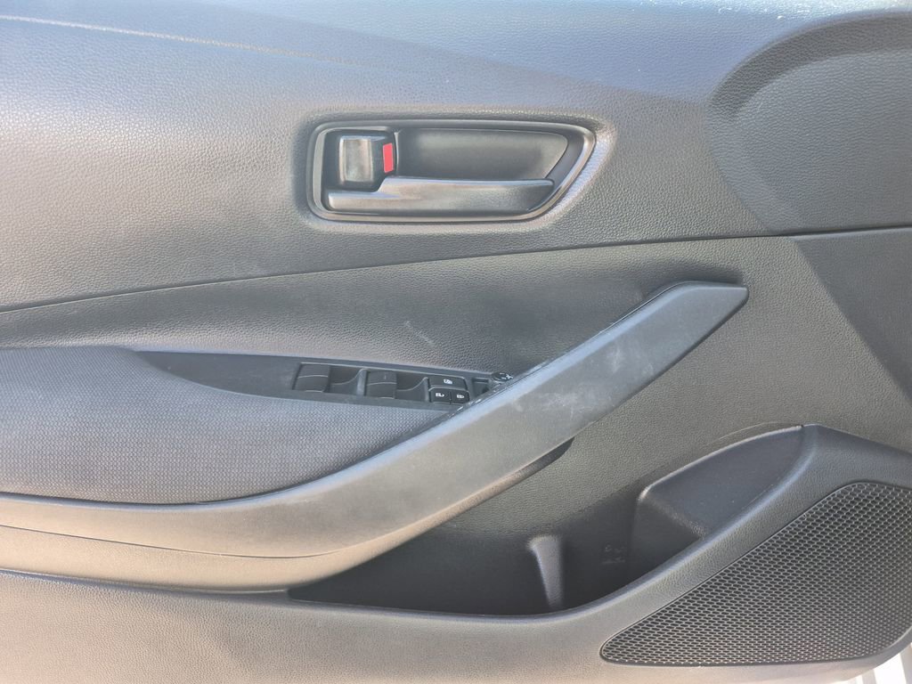 Used 2024 Toyota Corolla LE FWD image 7