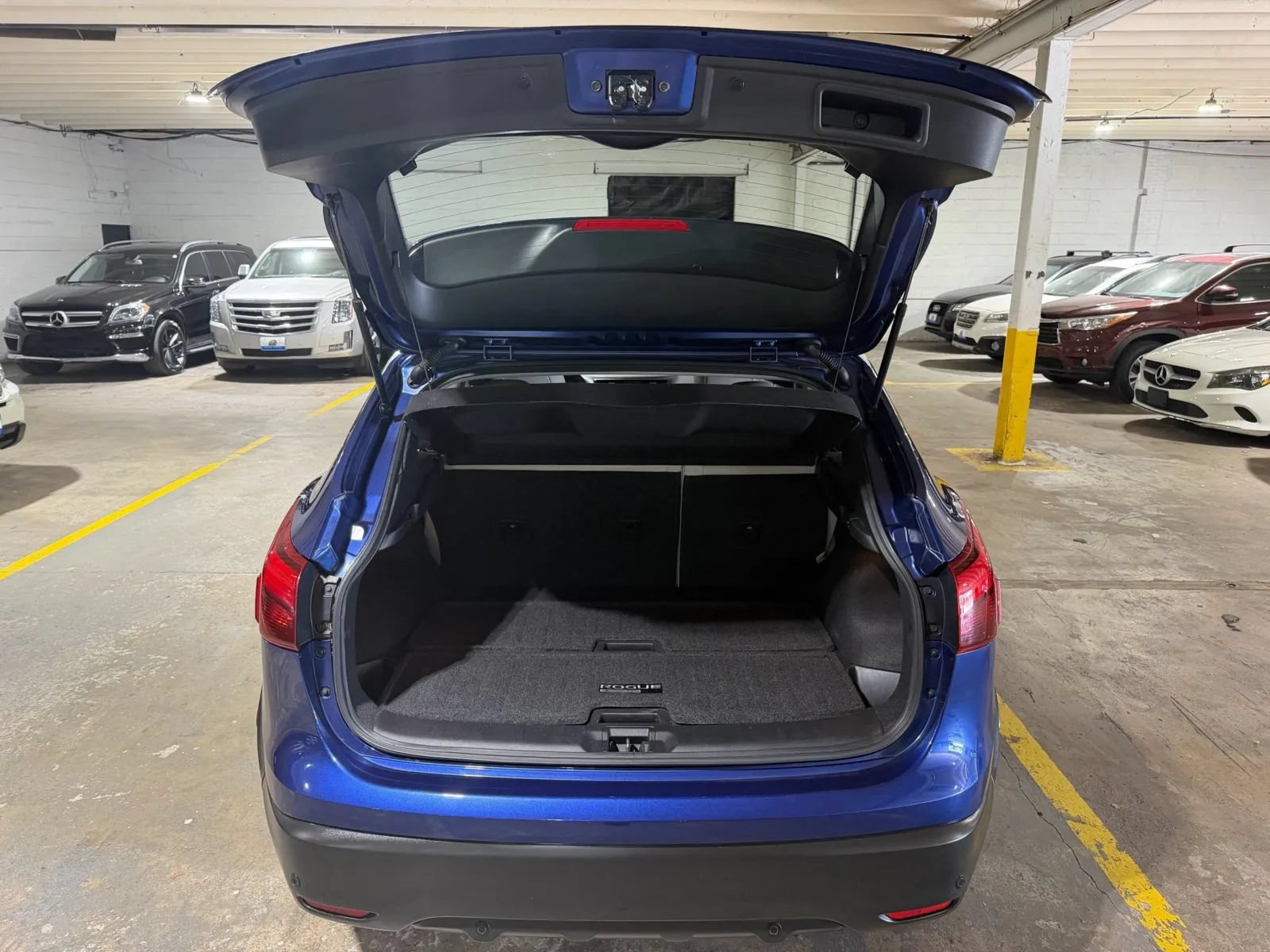 Used 2019 Nissan Rogue Sport SL w/ Premium Package AWD/4WD image 7