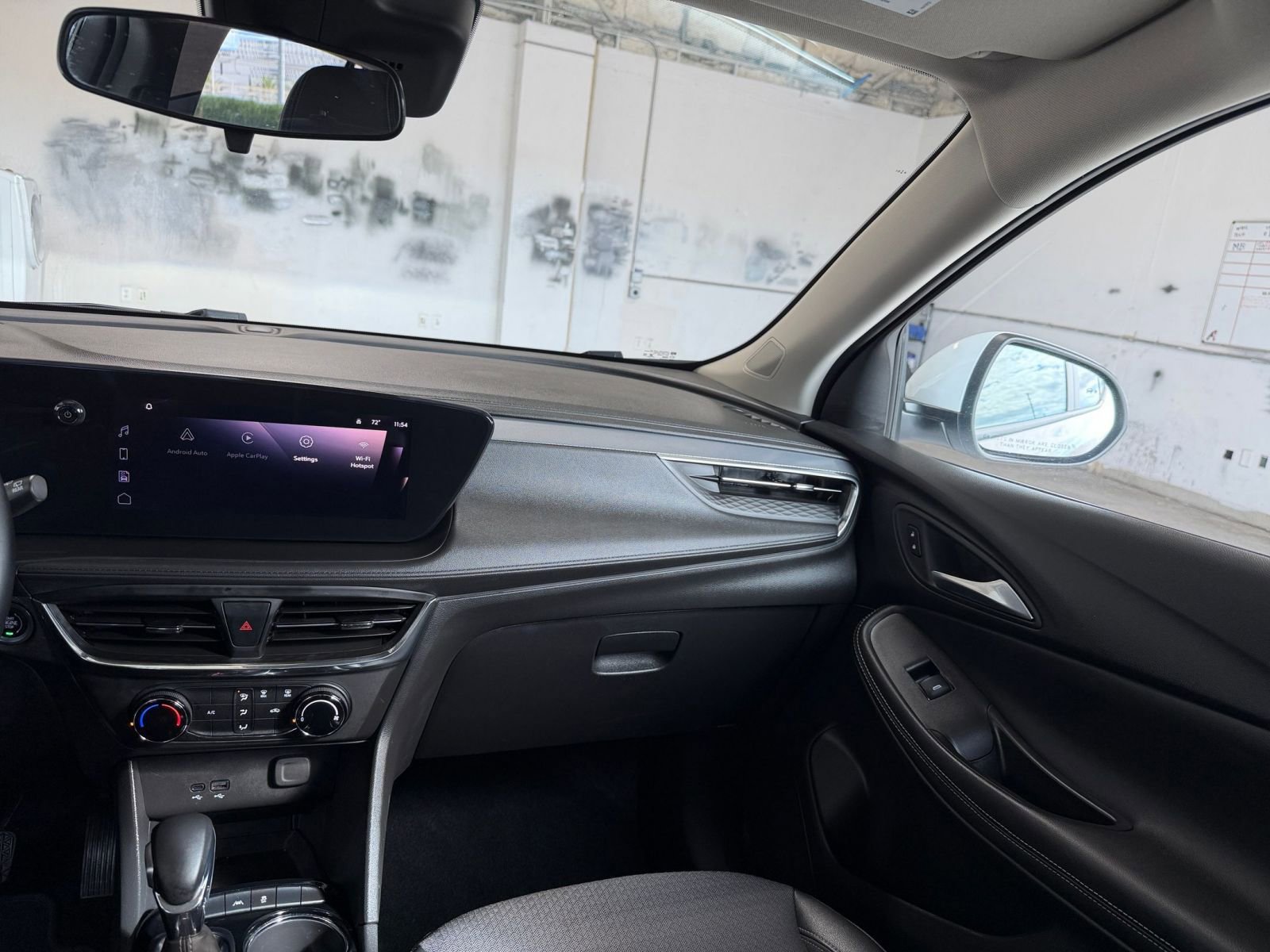 Used 2025 Buick Encore GX Preferred image 33