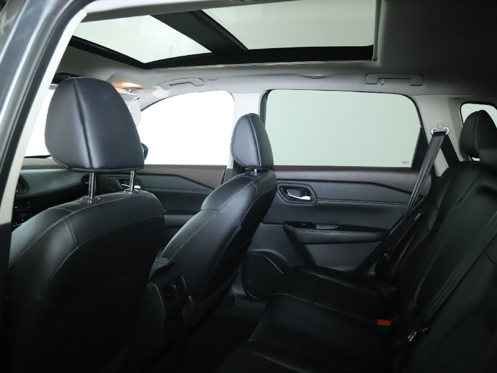 Certified 2023 Nissan Rogue SL AWD/4WD image 15