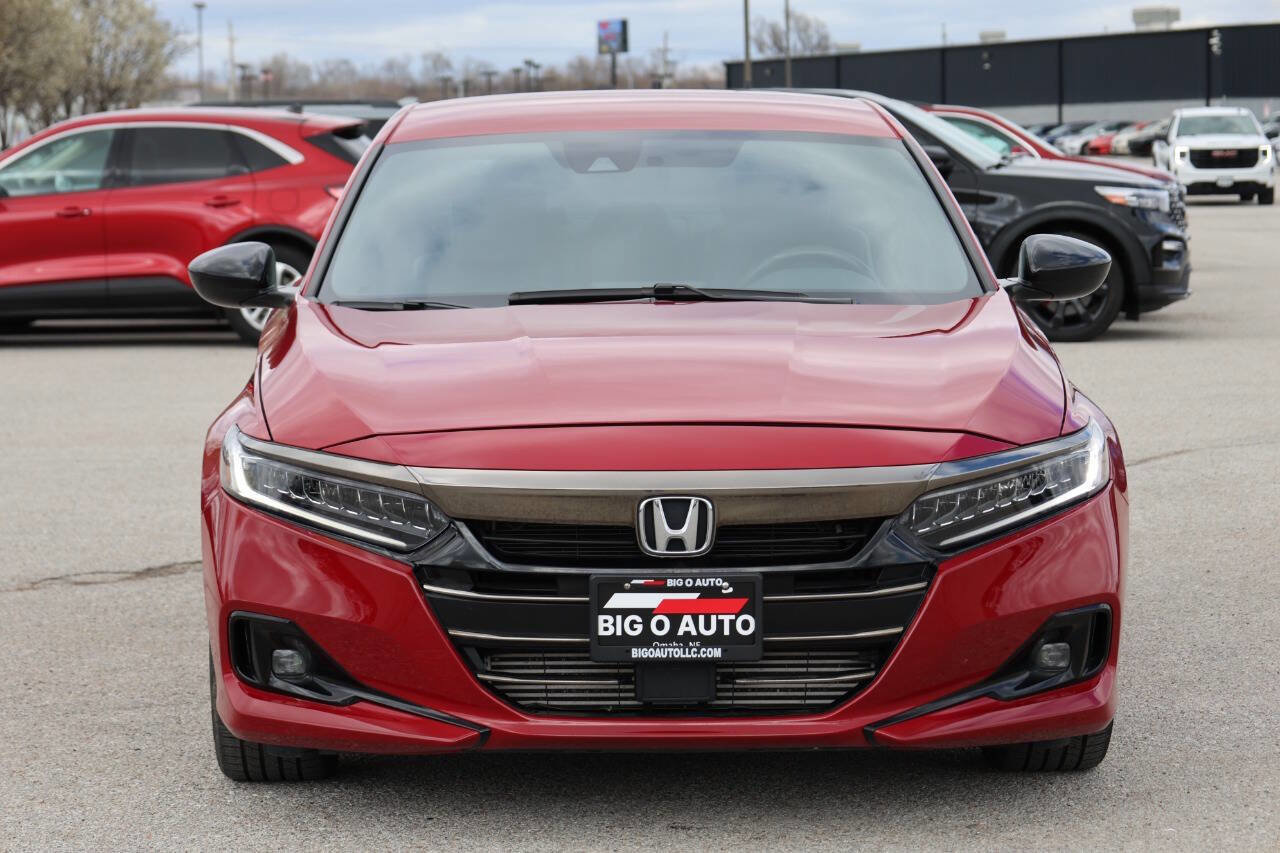 Used 2022 Honda Accord Sport image 2