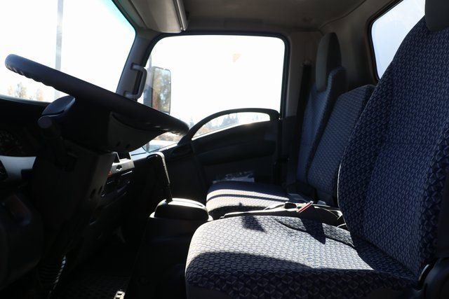 New 2025 Chevrolet Low Cab Forward image 16