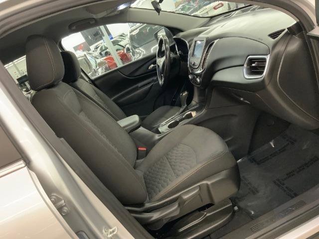 Used 2021 Chevrolet Equinox LT w/ Driver Convenience Package AWD/4WD image 14