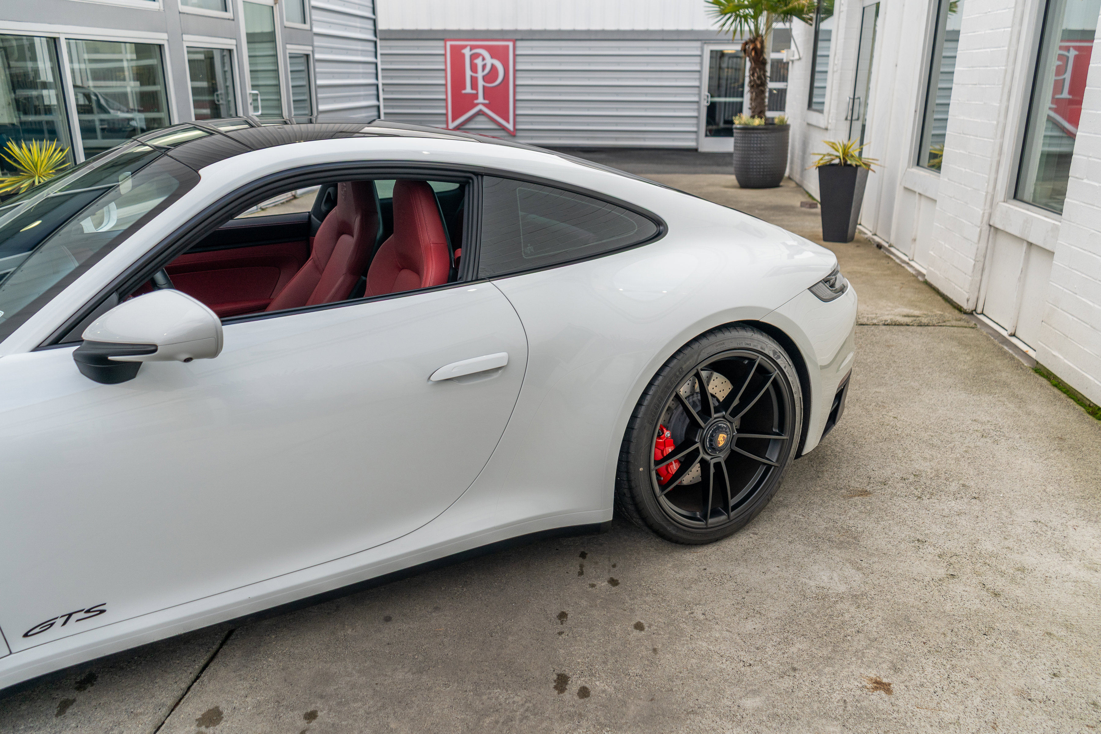 Used 2024 Porsche 911 Carrera 4 GTS image 5