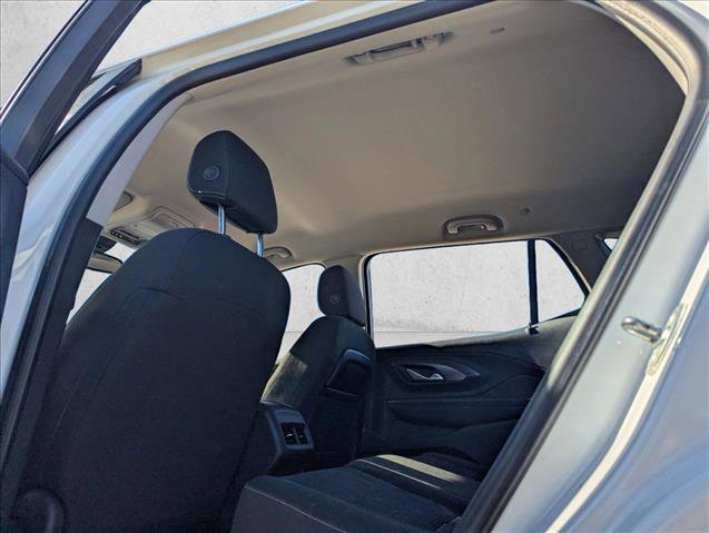 Used 2022 GMC Terrain SLE w/ Driver Convenience Package image 14