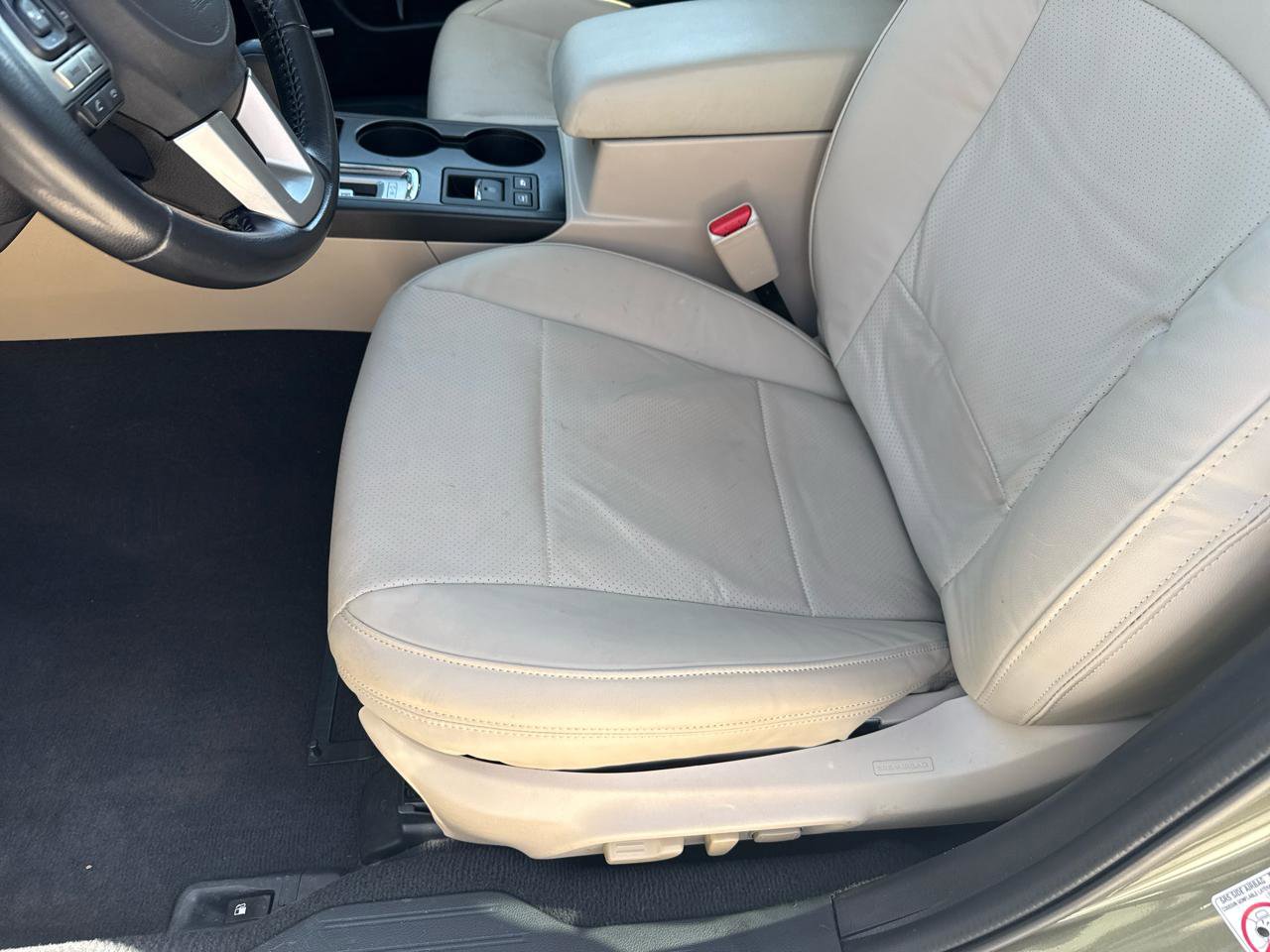 Used 2016 Subaru Outback 2.5i Limited AWD/4WD image 35
