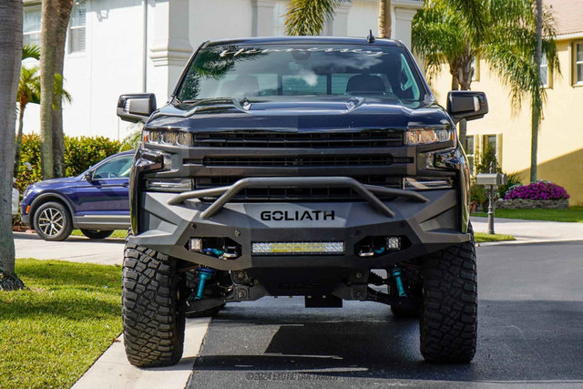 Used 2019 Chevrolet Silverado 1500 High Country w/ Technology Package AWD/4WD image 13