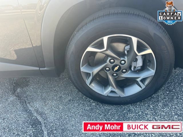 Used 2025 Chevrolet Trax LT w/ Driver Confidence Package FWD image 18