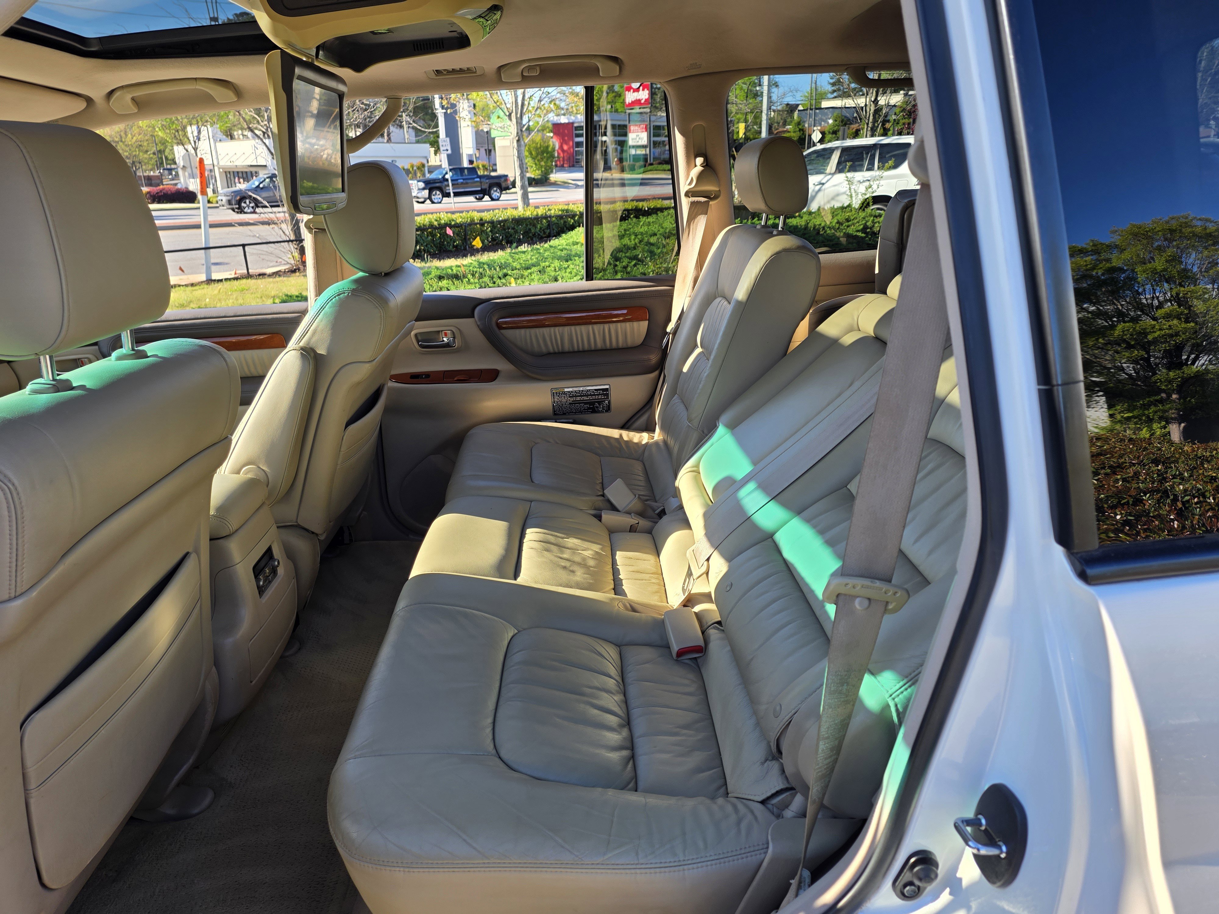 Used 2007 Lexus LX 470 4WD image 26