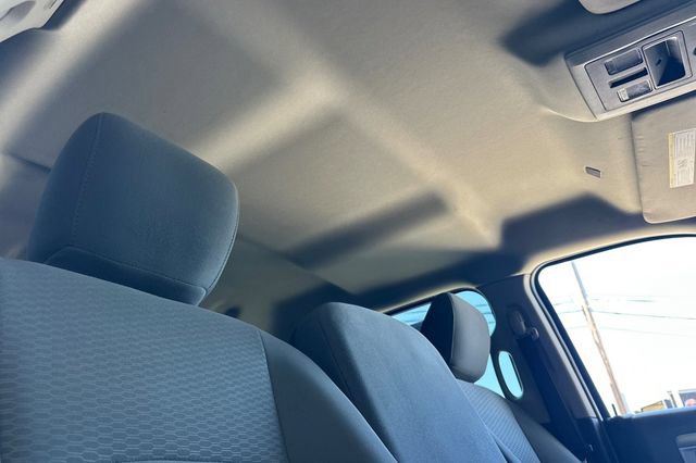 Used 2019 RAM 1500 Classic SLT AWD/4WD image 18