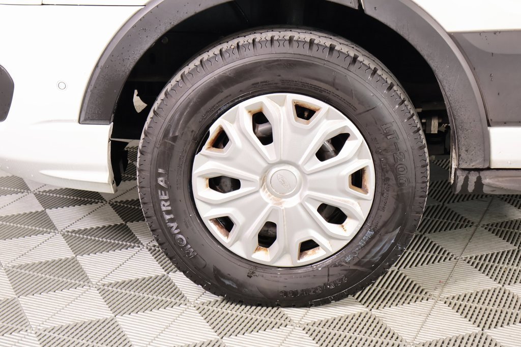 Used 2023 Ford Transit 350 XLT image 18