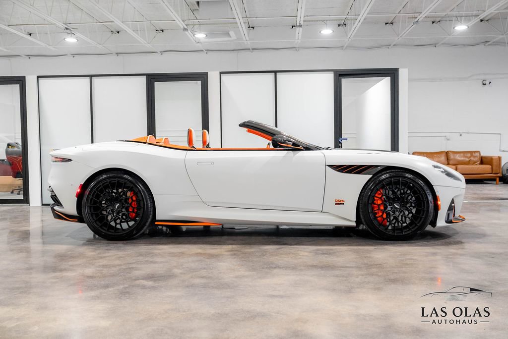 Used 2023 Aston Martin DBS Superleggera Volante RWD image 1
