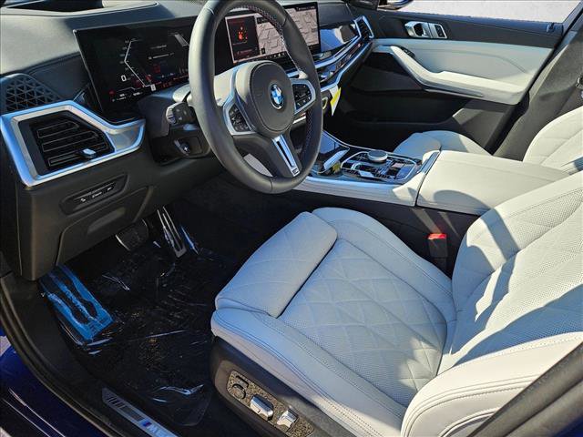New 2025 BMW X5 M60i w/ Climate Comfort Package image 9