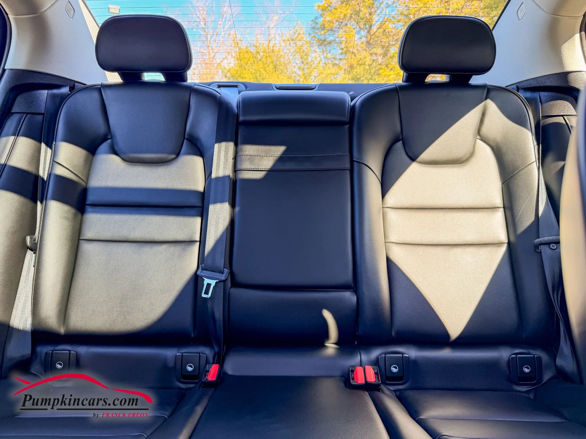 Used 2020 Volvo S60 T5 Momentum image 35