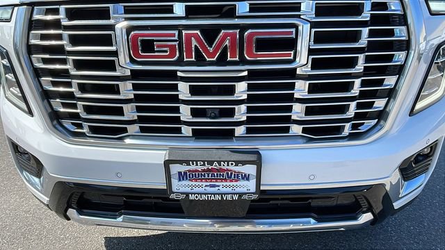 Used 2025 GMC Yukon XL Denali image 9