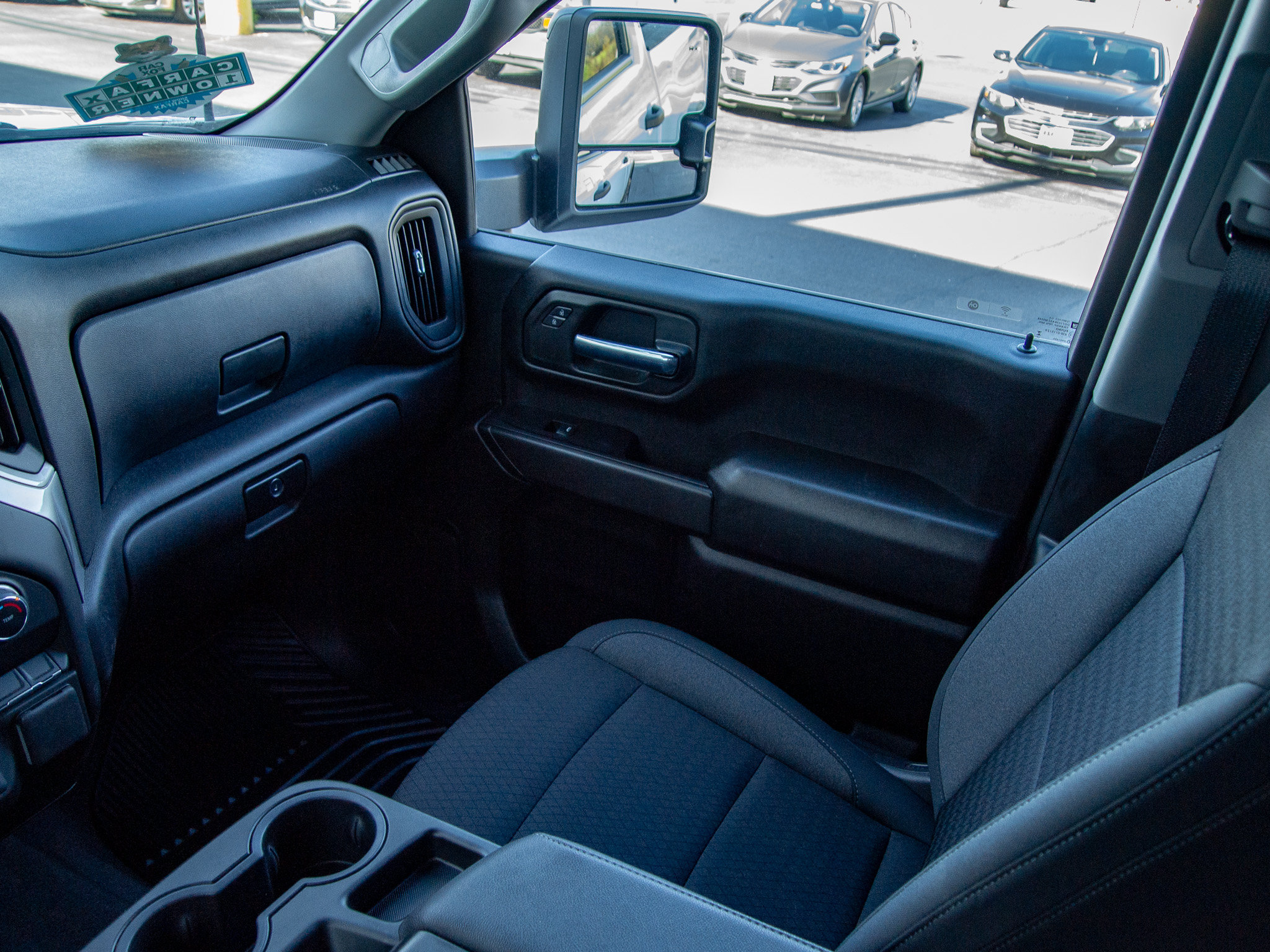 Used 2025 Chevrolet Silverado 2500 Custom w/ Custom Value Package AWD/4WD image 15
