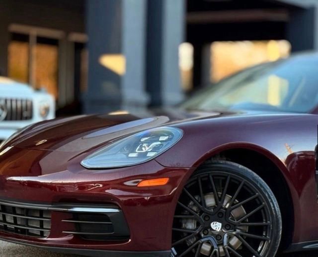 Used 2020 Porsche Panamera 4 AWD/4WD image 1