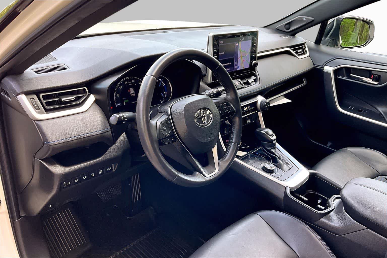 Certified 2022 Toyota RAV4 XSE AWD/4WD image 17