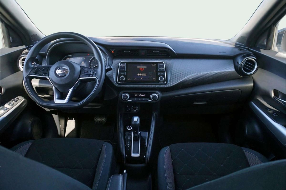 Used 2020 Nissan Kicks SV FWD image 18