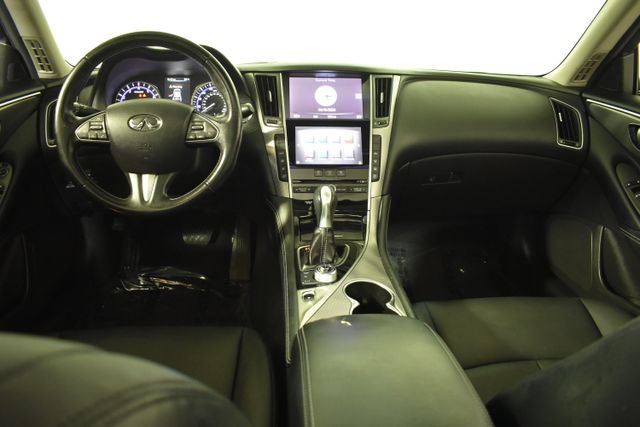 Used 2016 INFINITI Q50 Premium RWD image 25