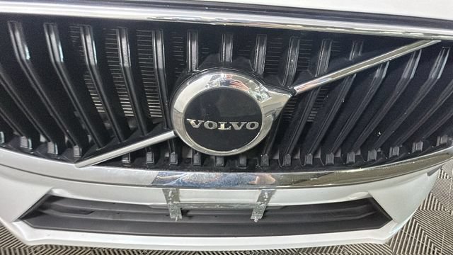 Used 2023 Volvo XC60 B5 Core w/ Climate Package AWD/4WD image 8