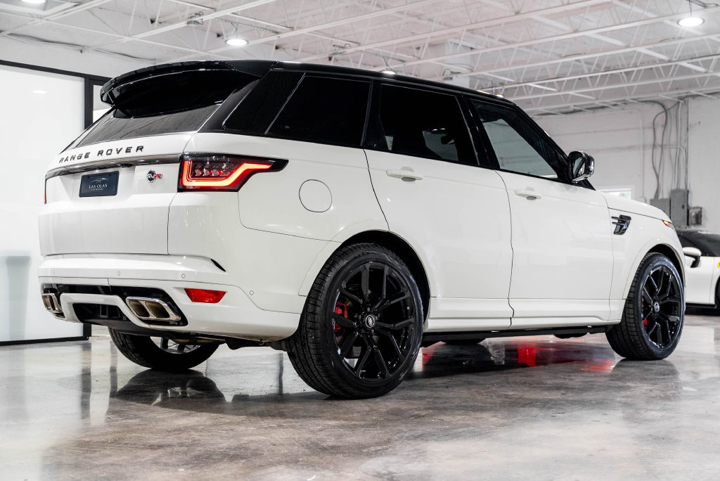 Used 2022 Land Rover Range Rover Sport SVR AWD/4WD image 5