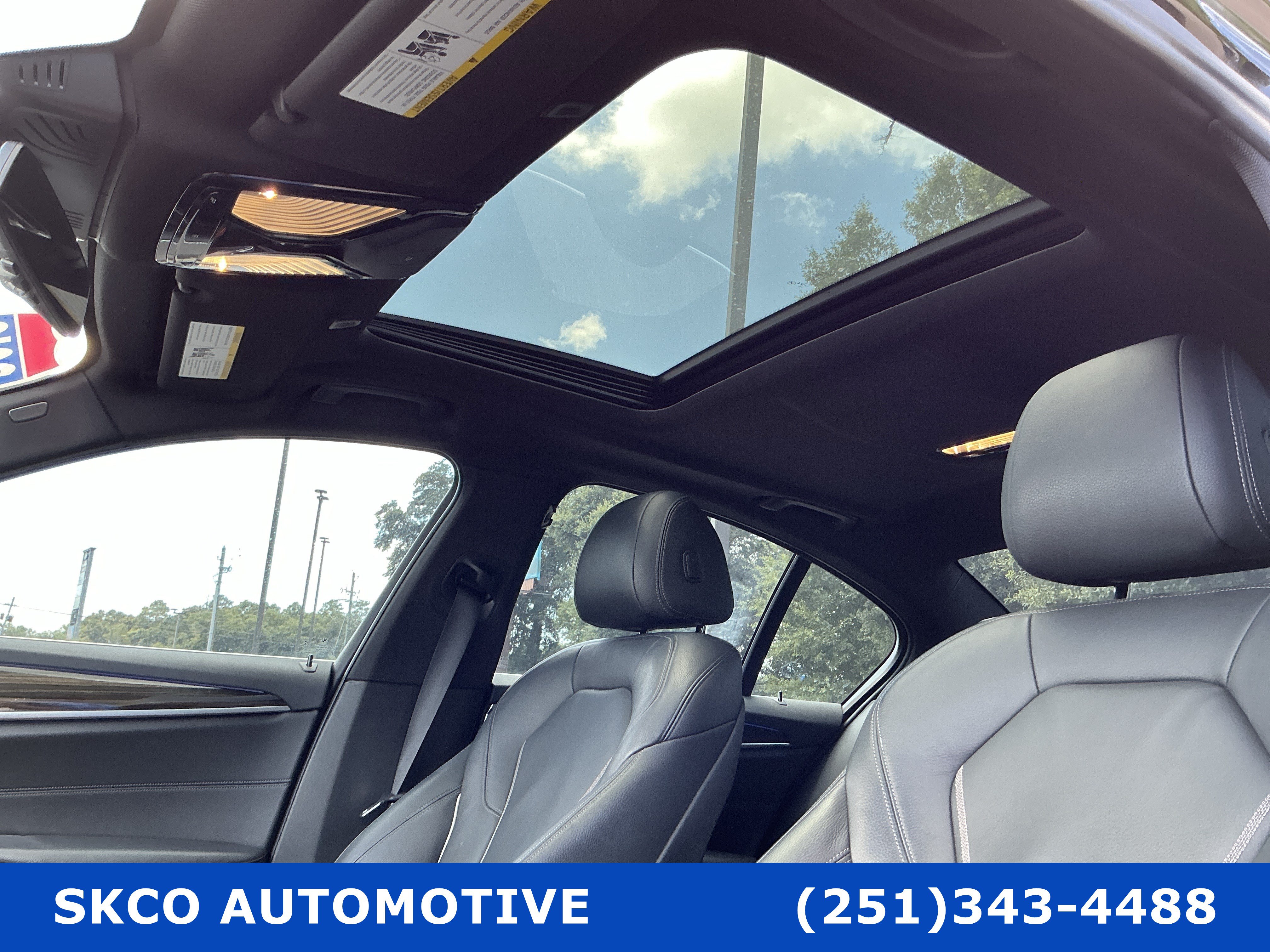 Used 2019 BMW 530i w/ Convenience Package RWD image 26