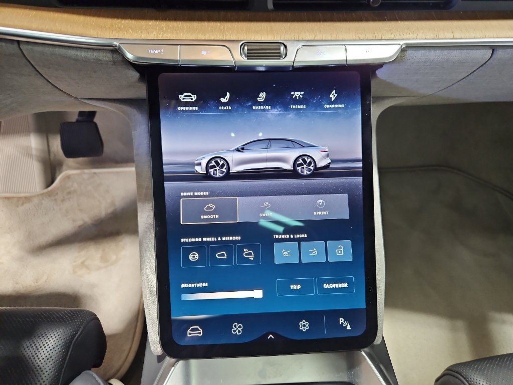 Used 2023 Lucid Air Grand Touring image 15