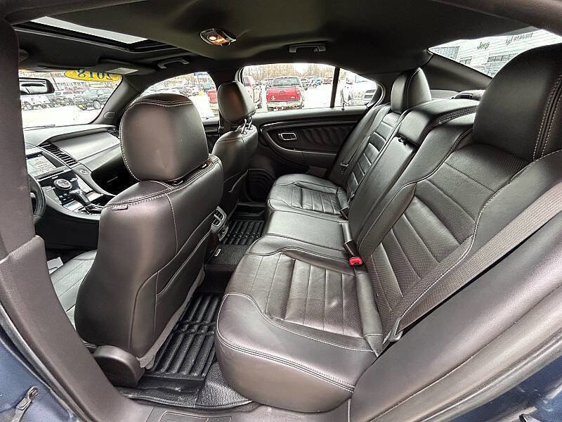 Used 2018 Ford Taurus SHO image 45