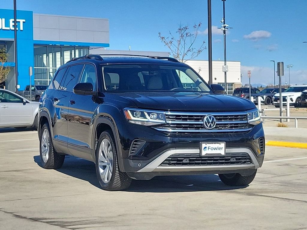 Used 2022 Volkswagen Atlas SE w/ Panoramic Sunroof Package AWD/4WD image 2