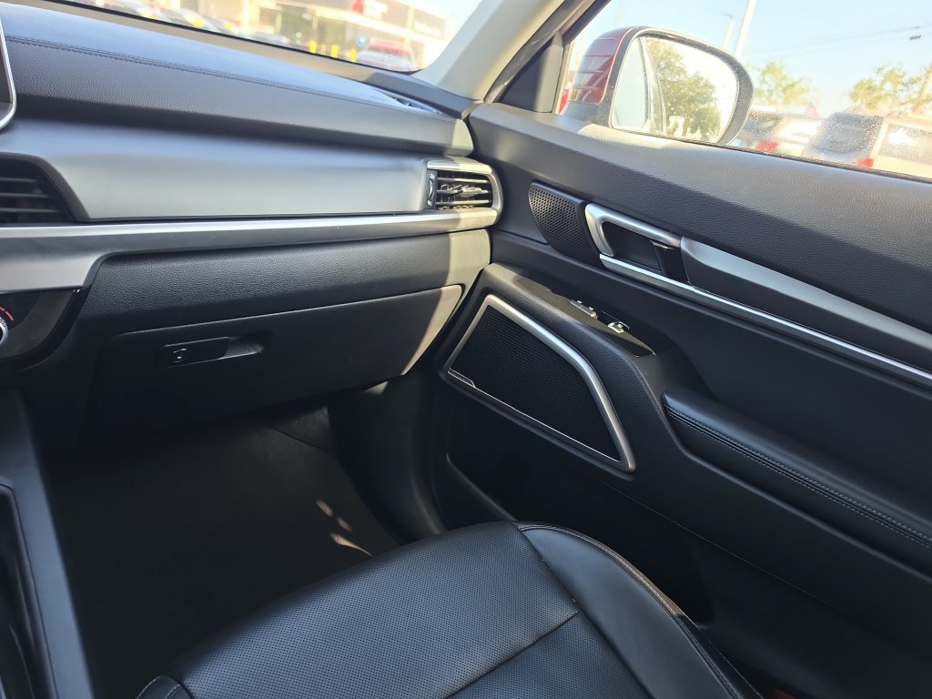 Used 2021 Kia Telluride LX FWD image 9